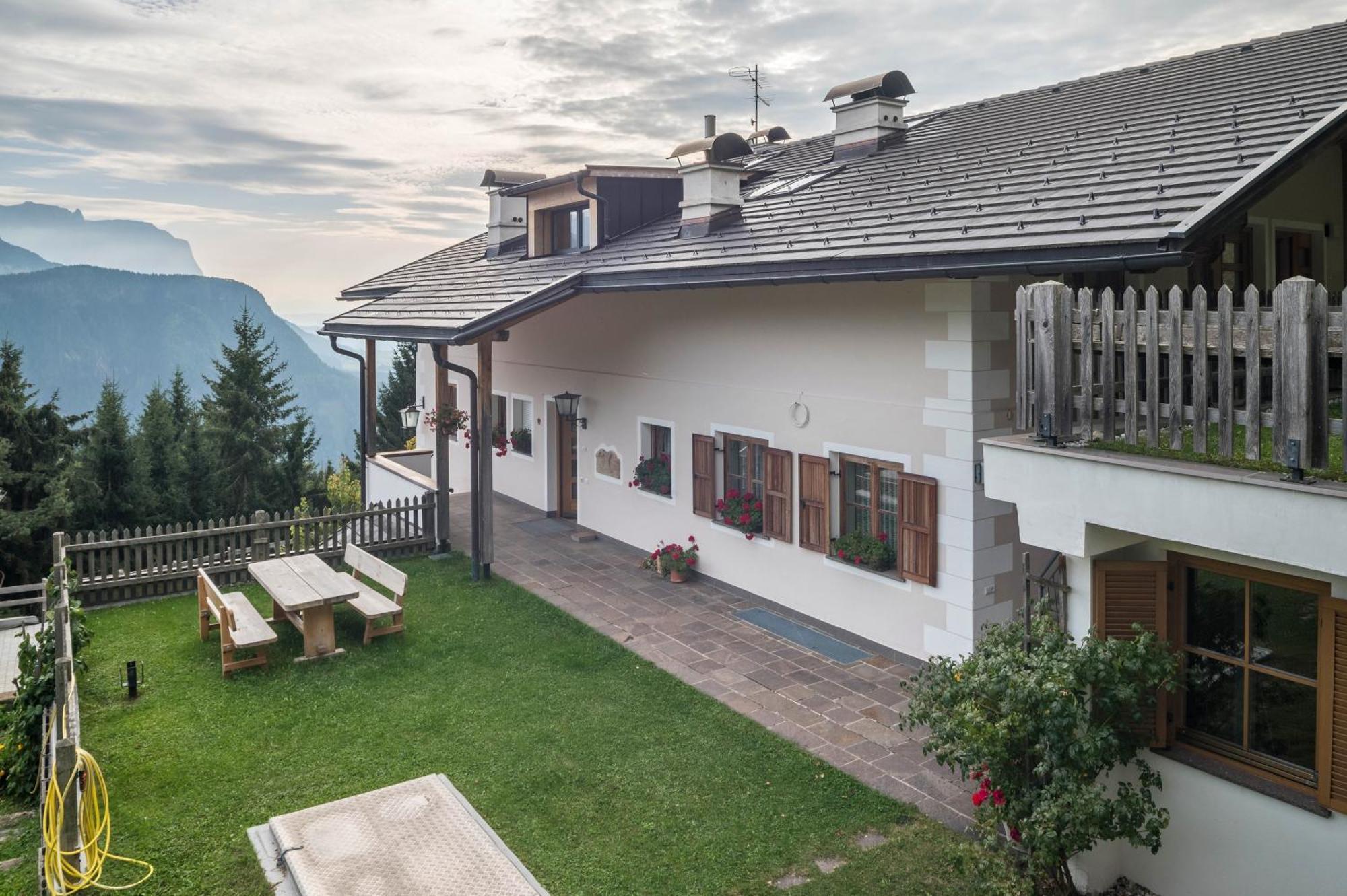 Funtnatsch Apartment Langkofel Laion Kültér fotó